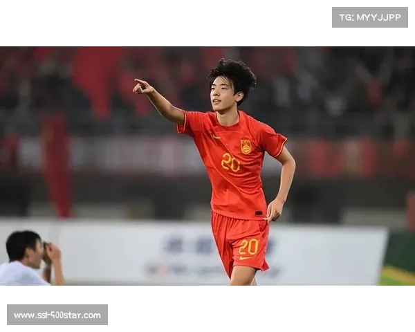 毛伟杰参加赛前发布会：大连新星的国家队展望